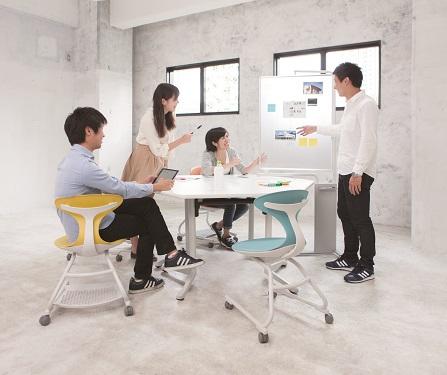 「Camupus UP フラップテーブル」
アクティブボードとの組合使用例