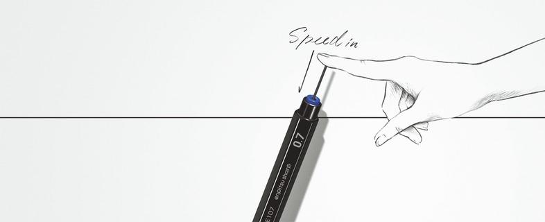 ノック部分の穴に直接芯を入れるだけのスピードイン機構