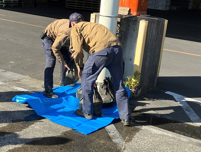 緊急事態(流出)の対応訓練(コクヨ 芝山工場)