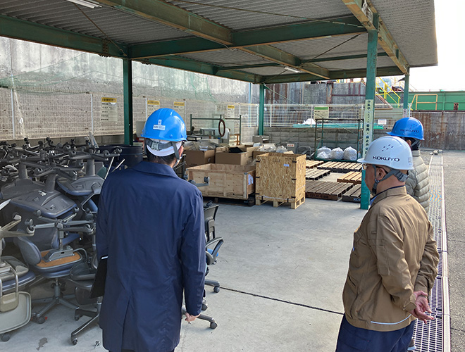 ISO14001審査の様子(コクヨロジテム 関西DC)