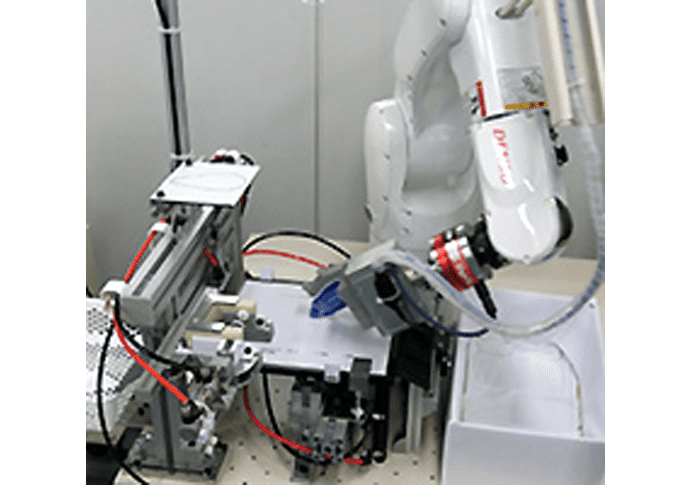 品質確認試験へのロボットの導入