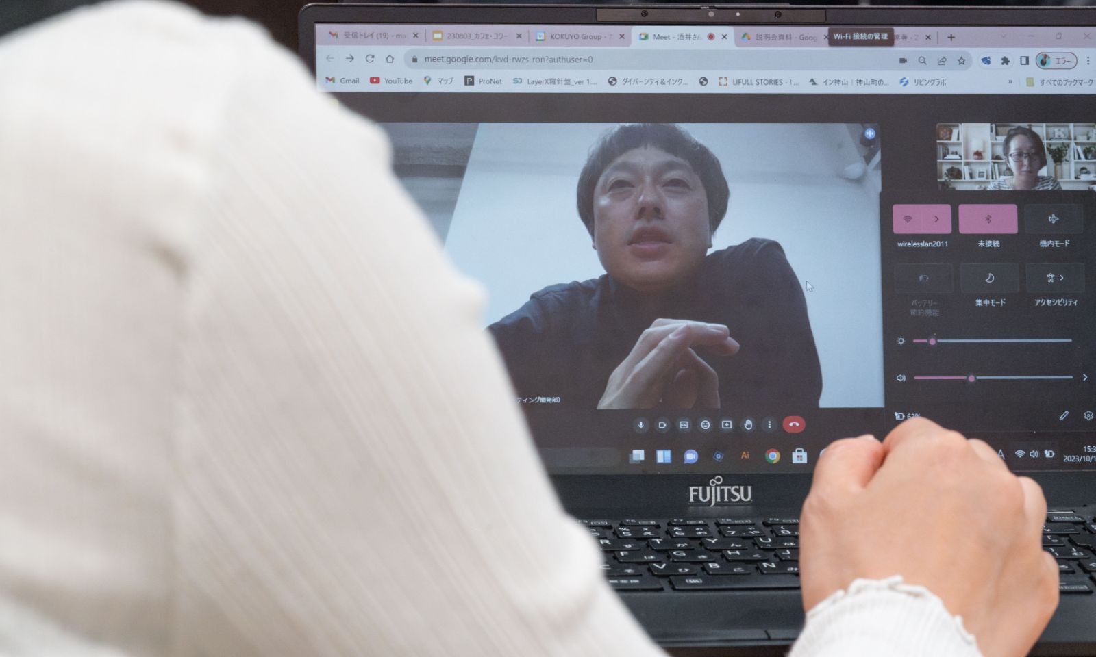 web会議の画面の中で答える林さん